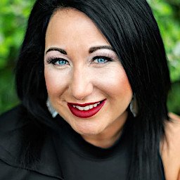 Brittani Ellis : Accounts Payable Associate